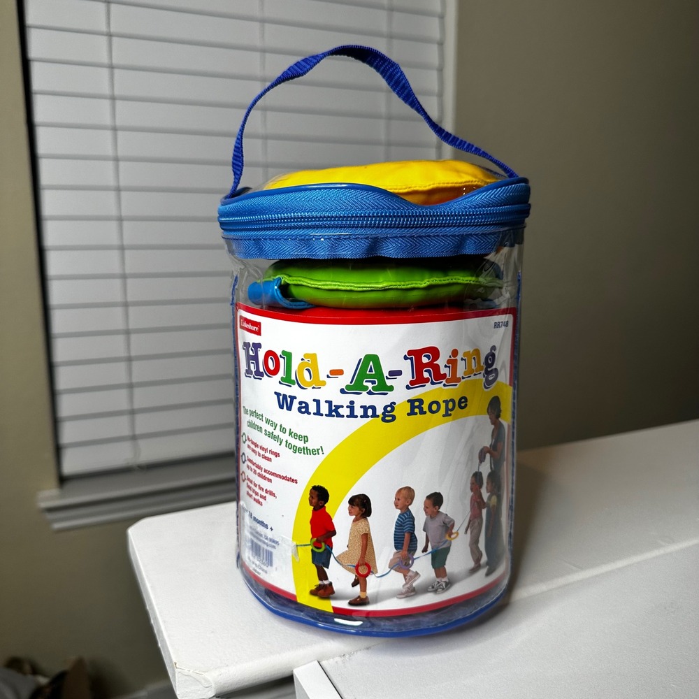 Lakeshore Hold-A-Ring Walking Rope for 20 Children Preschool Daycare RR748